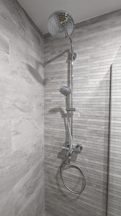Hydros Apartment Ripoll Exterior foto